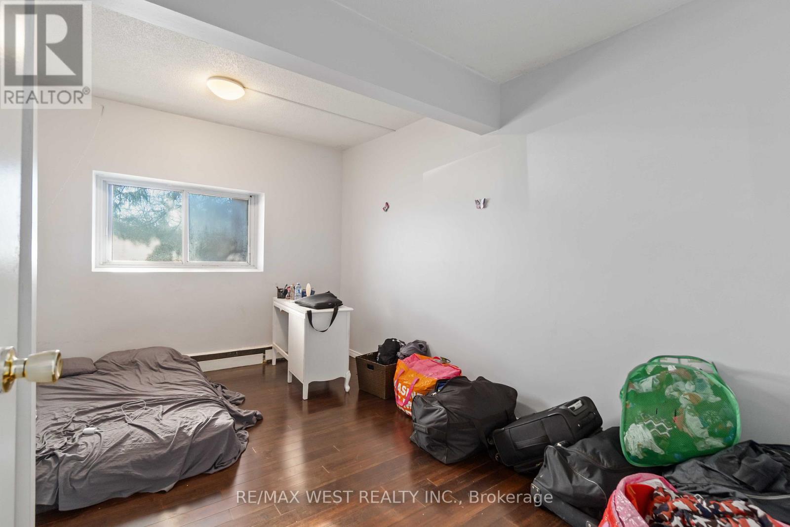 90 - 283 Fairway Road N, Kitchener, Ontario  N2A 2P1 - Photo 24 - X12378413