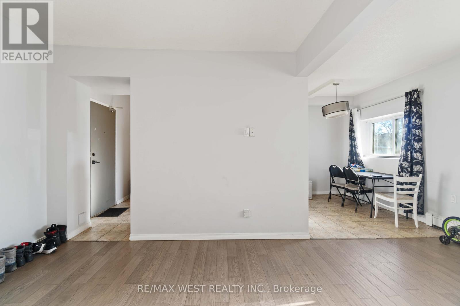 90 - 283 Fairway Road N, Kitchener, Ontario  N2A 2P1 - Photo 26 - X12378413