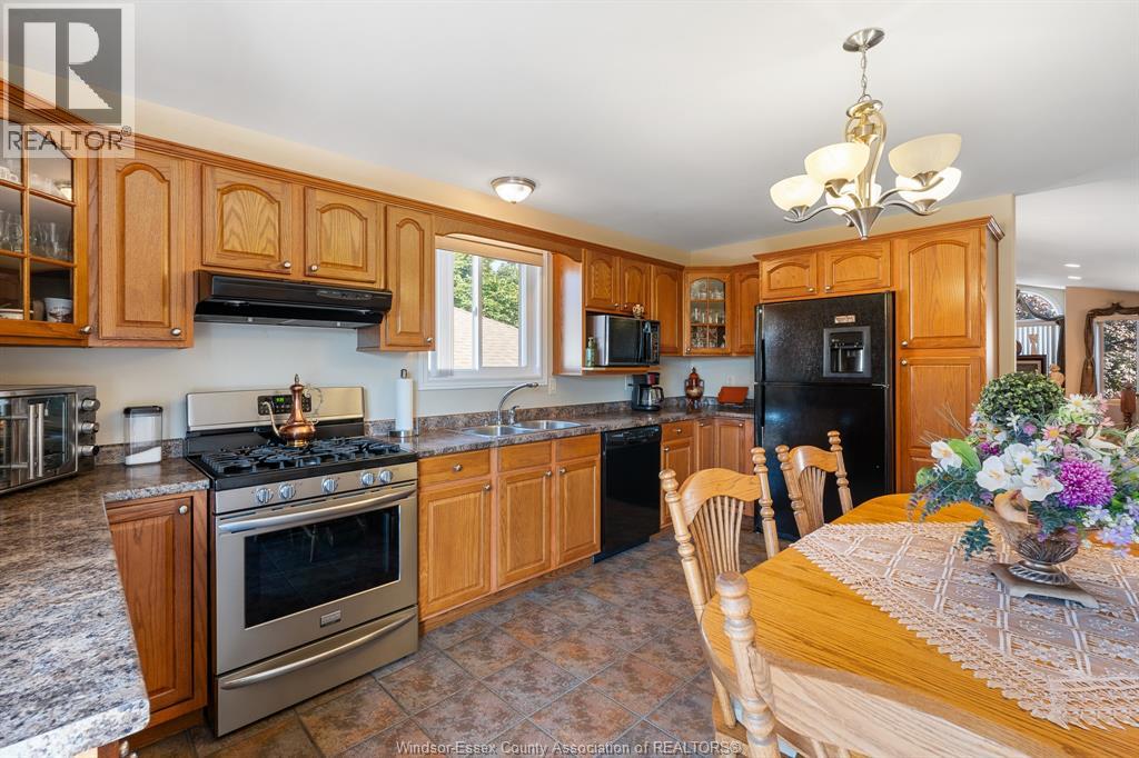4 Francesco Court, Leamington, Ontario  N8H 5M4 - Photo 14 - 25022291