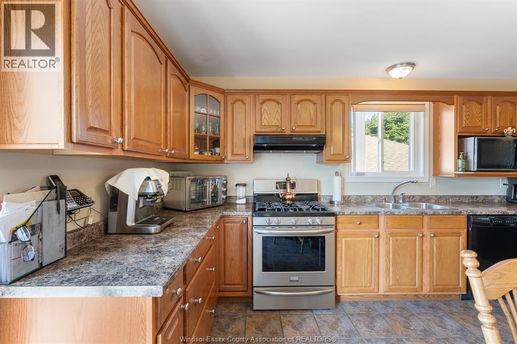 4 Francesco Court, Leamington, Ontario  N8H 5M4 - Photo 15 - 25022291