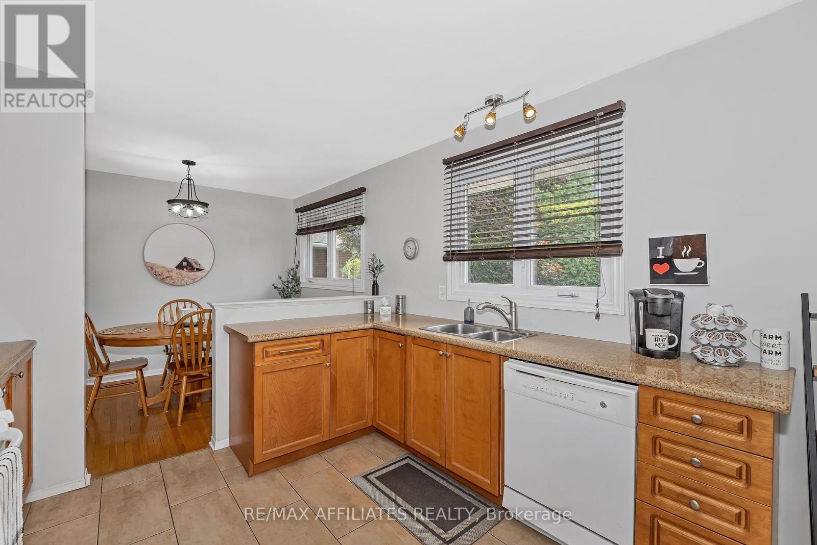 11 Tripp Crescent, Ottawa, Ontario  K2J 1C5 - Photo 10 - X12376618