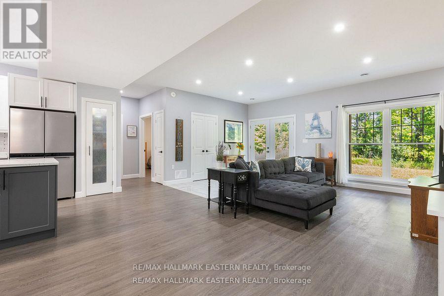 47 Vansickle Trail, Havelock-Belmont-Methuen, Ontario  K0L 1Z0 - Photo 11 - X12378584