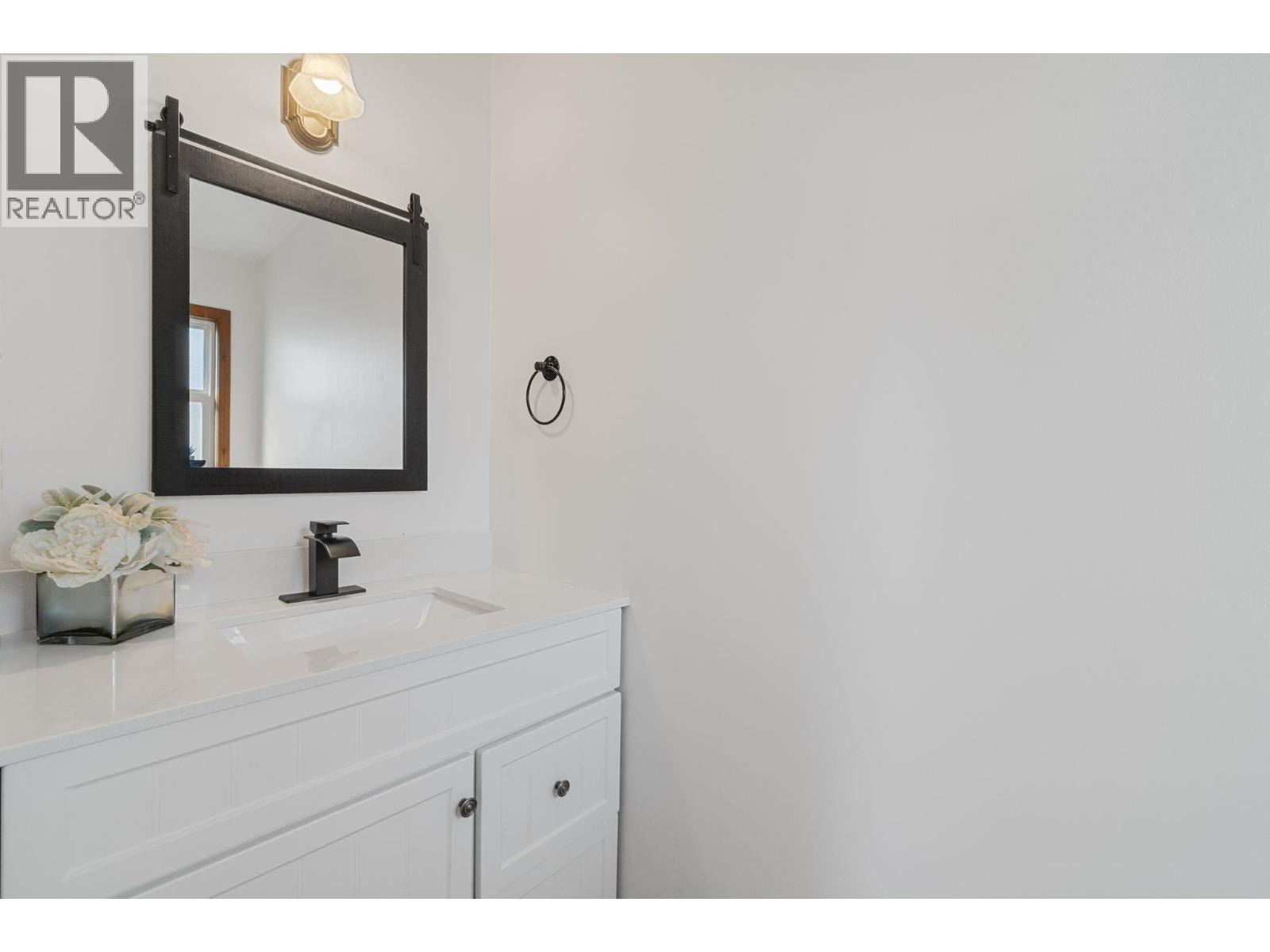 1431 Elinor Crescent, Port Coquitlam, British Columbia  V3C 2Y3 - Photo 10 - R3042142