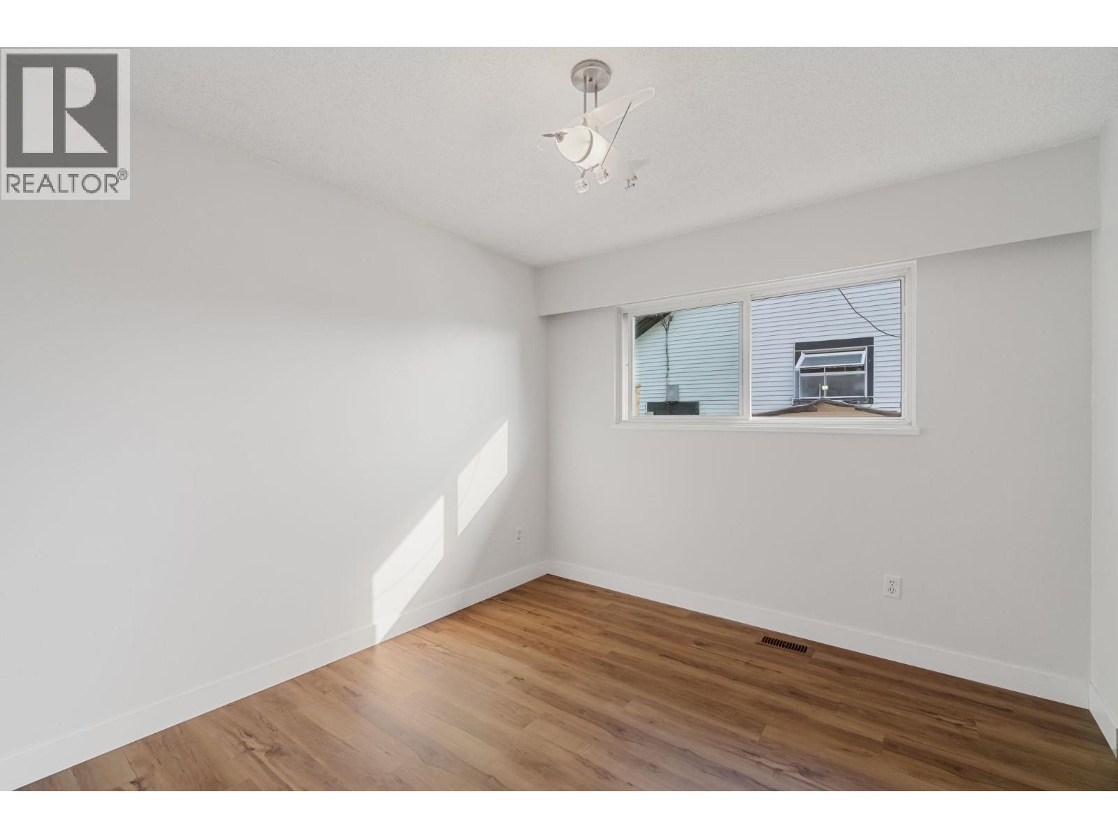 1431 Elinor Crescent, Port Coquitlam, British Columbia  V3C 2Y3 - Photo 15 - R3042142