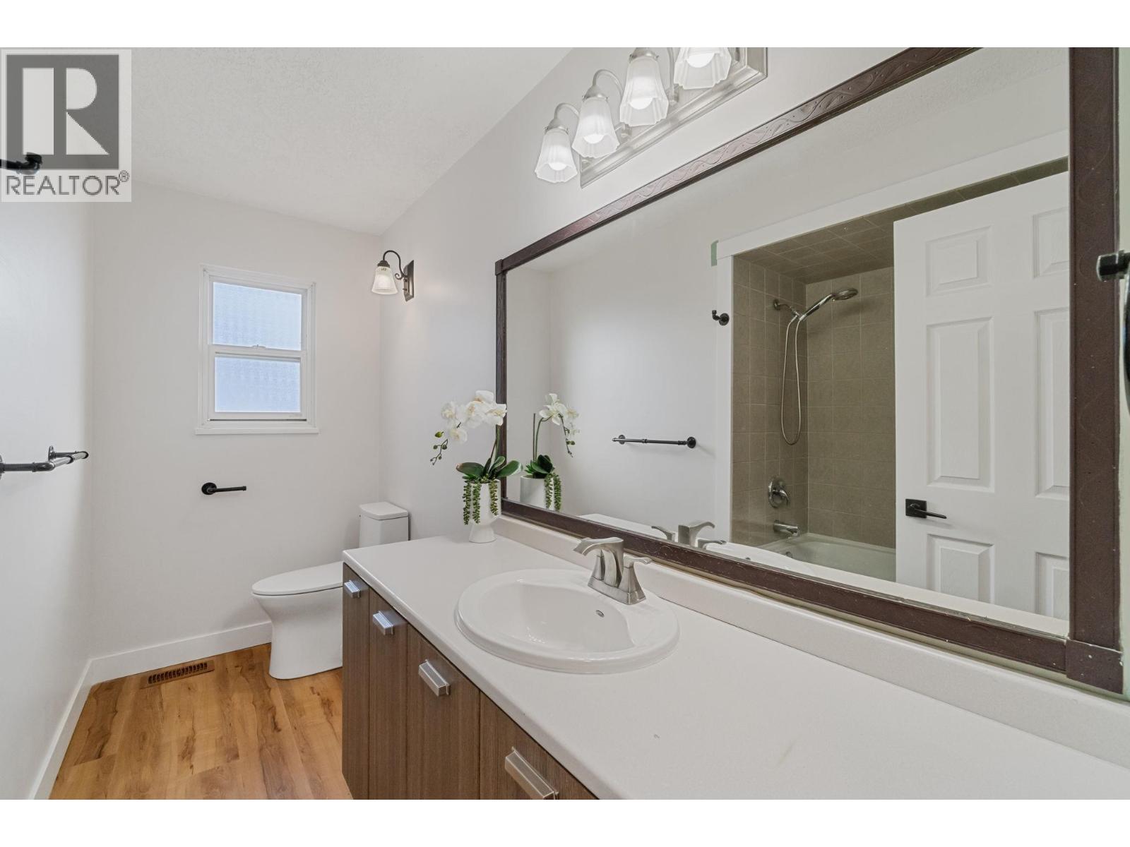 1431 Elinor Crescent, Port Coquitlam, British Columbia  V3C 2Y3 - Photo 12 - R3042142