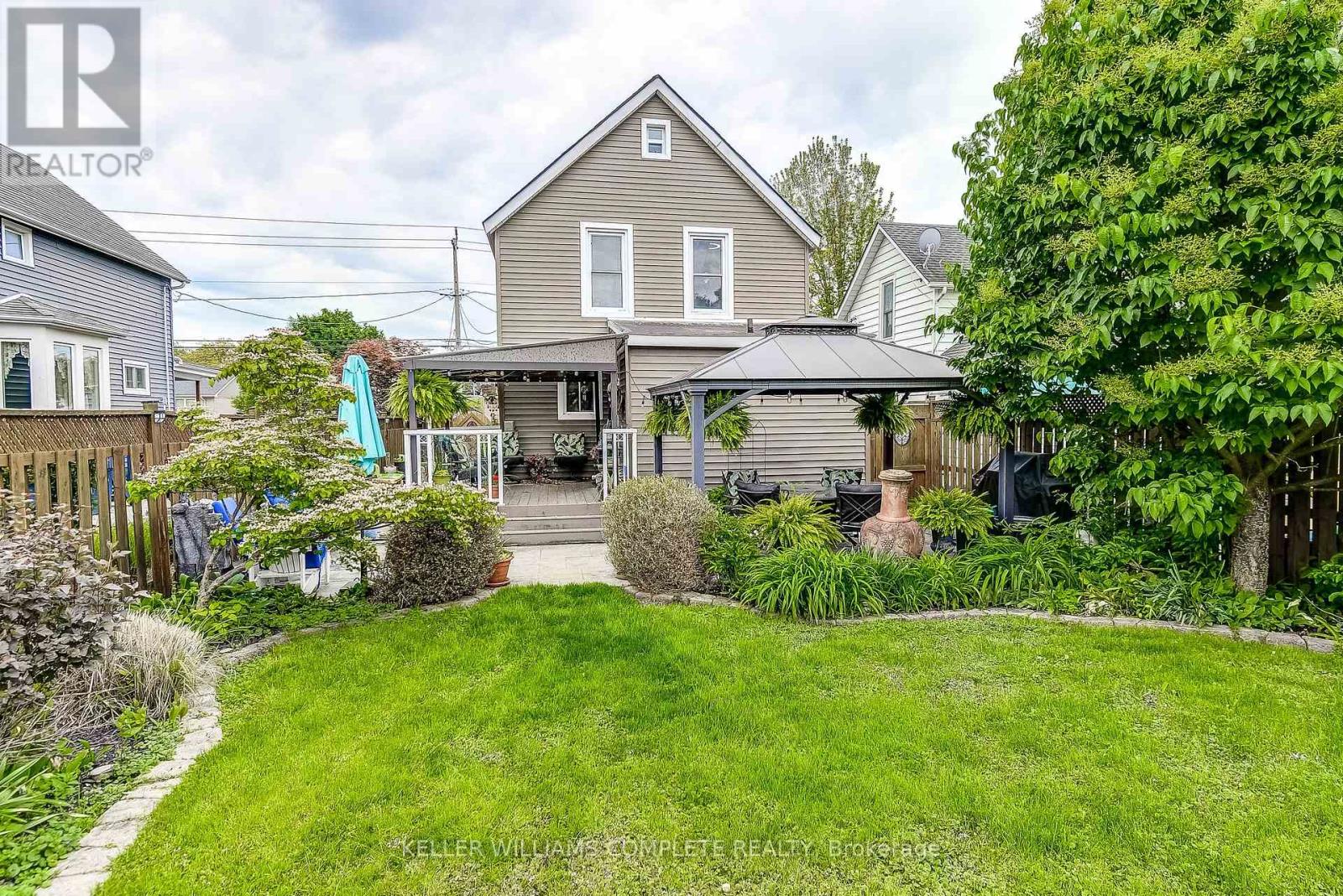 344 Phipps Street, Fort Erie, Ontario  L2A 2V8 - Photo 27 - X12378569