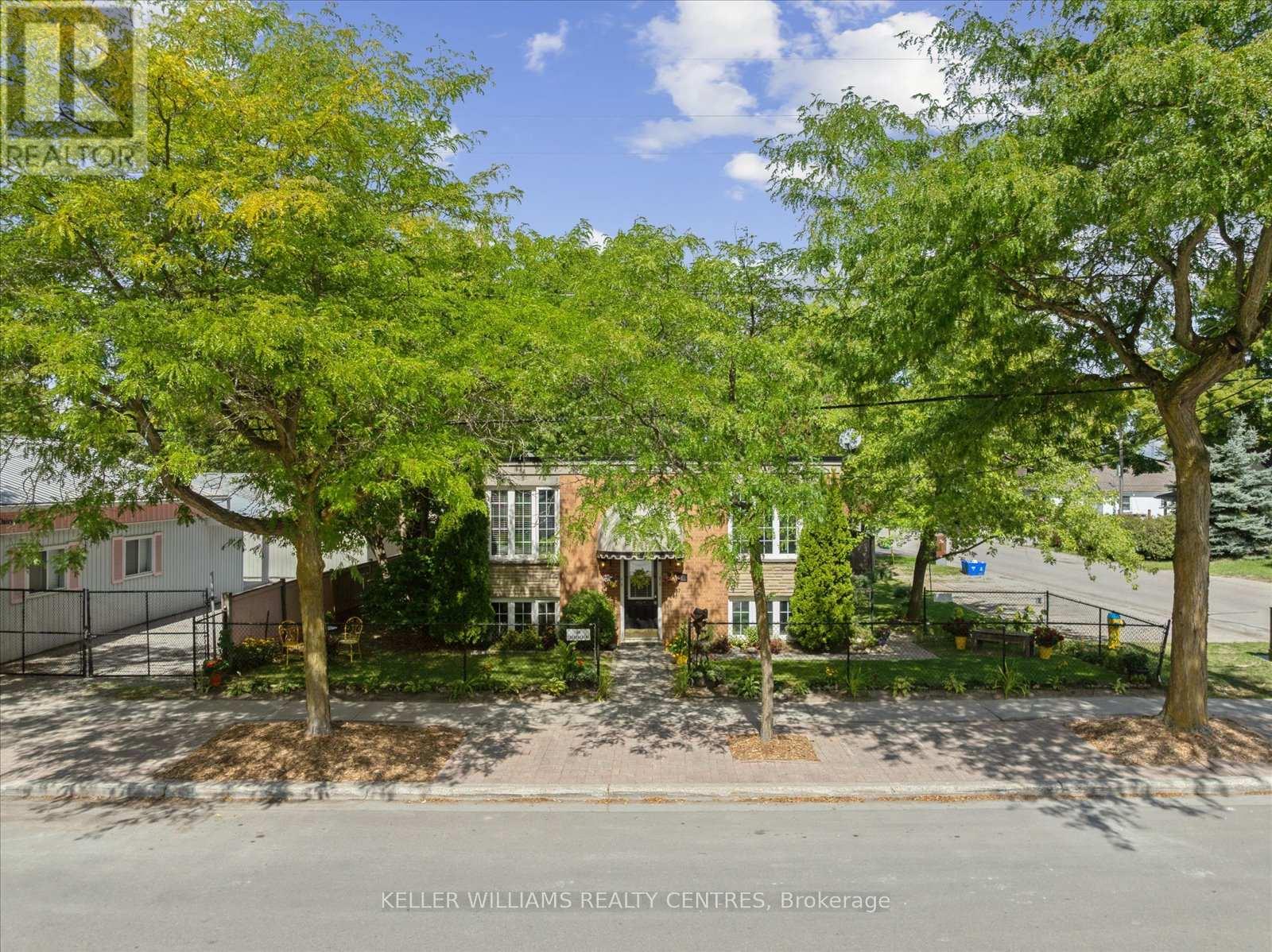 948 Lake Drive E, Georgina, Ontario  L0E 1L0 - Photo 3 - N12378455