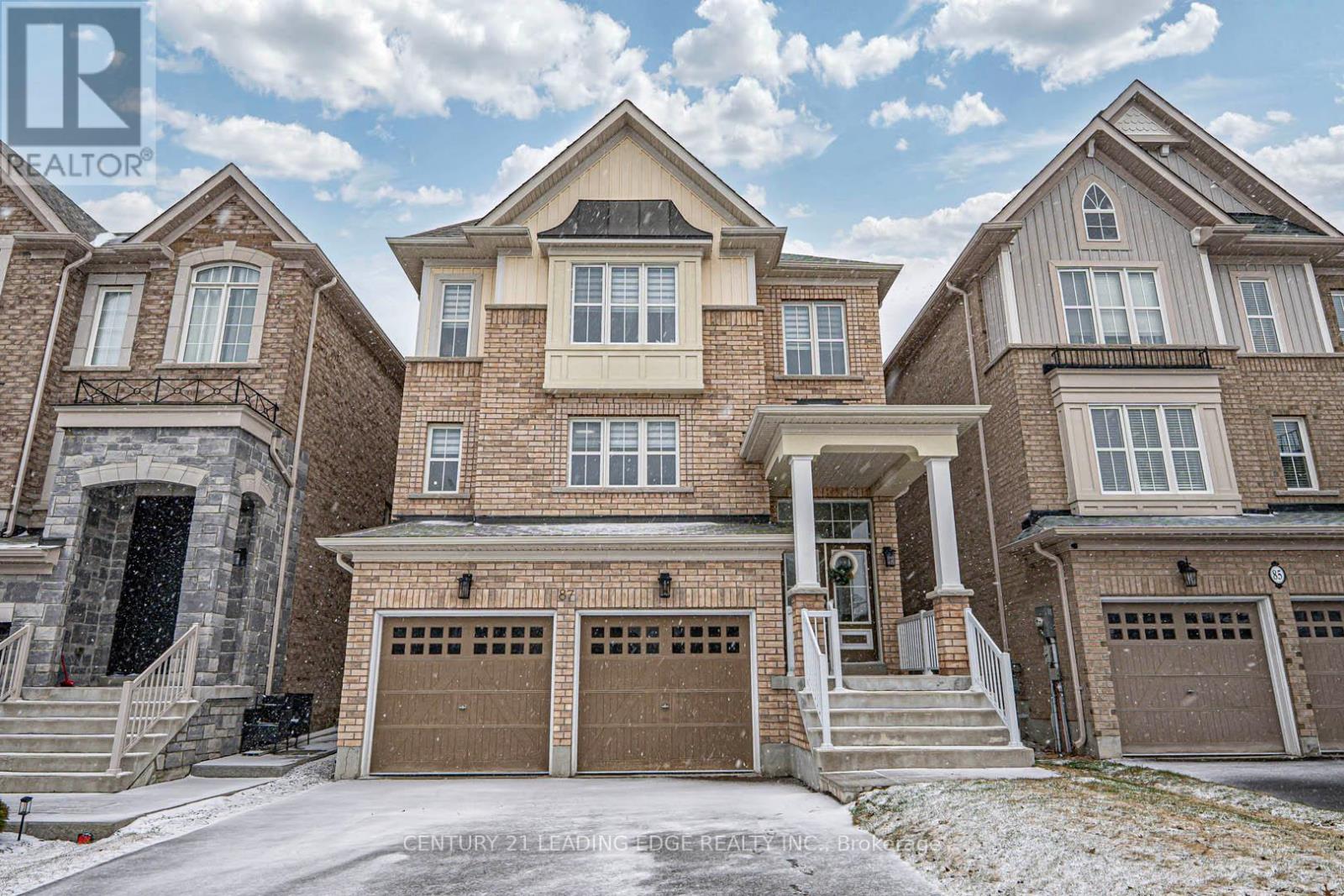 87 Ridge Gate Crescent, East Gwillimbury (Mt Albert), Ontario  L0G 1M0 - Photo 1 - N12378474
