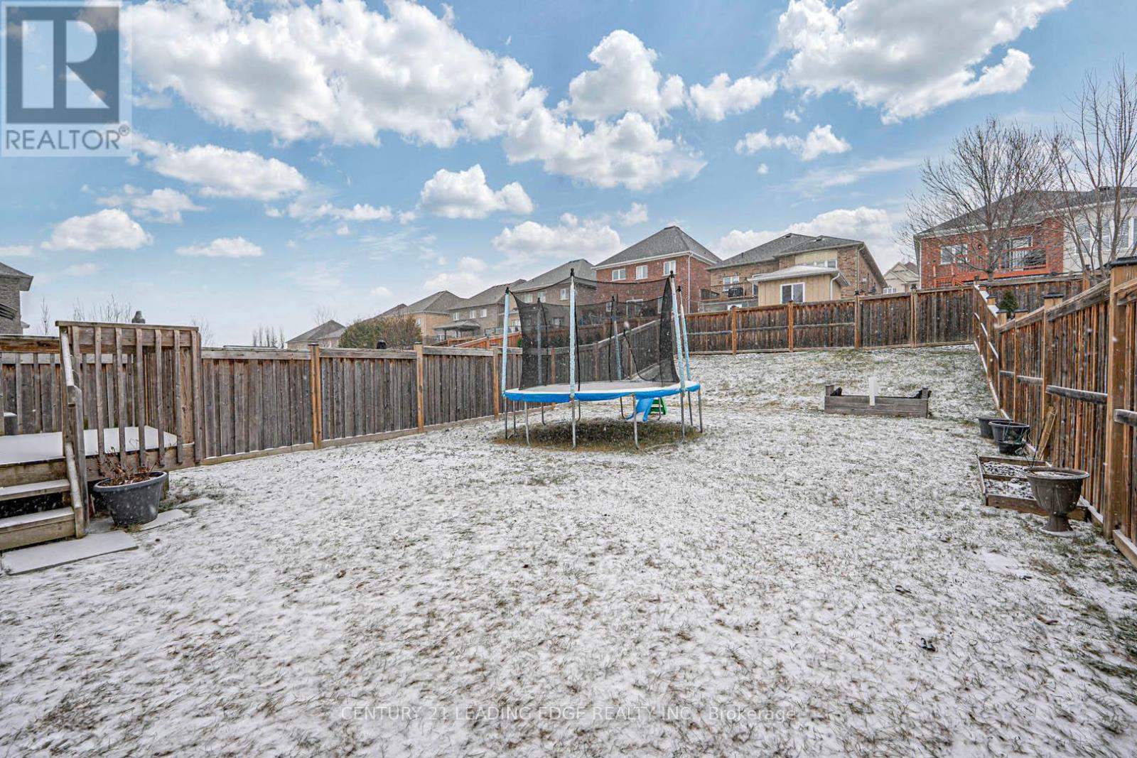 87 Ridge Gate Crescent, East Gwillimbury (Mt Albert), Ontario  L0G 1M0 - Photo 37 - N12378474