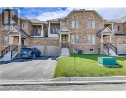 205 LAKER COURT, Newmarket, Ontario