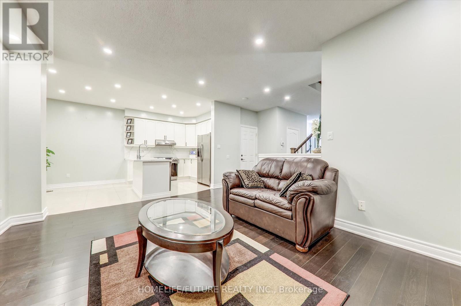 109 Laurelhurst Crescent, Vaughan (Vellore Village), Ontario  L4H 2N1 - Photo 12 - N12378520