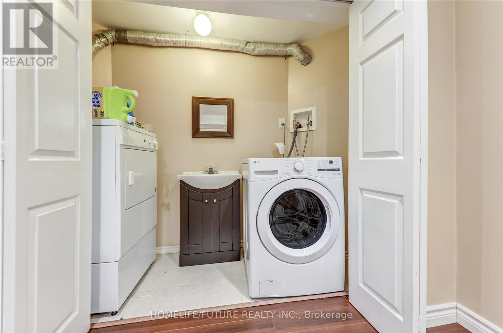 109 Laurelhurst Crescent, Vaughan (Vellore Village), Ontario  L4H 2N1 - Photo 35 - N12378520