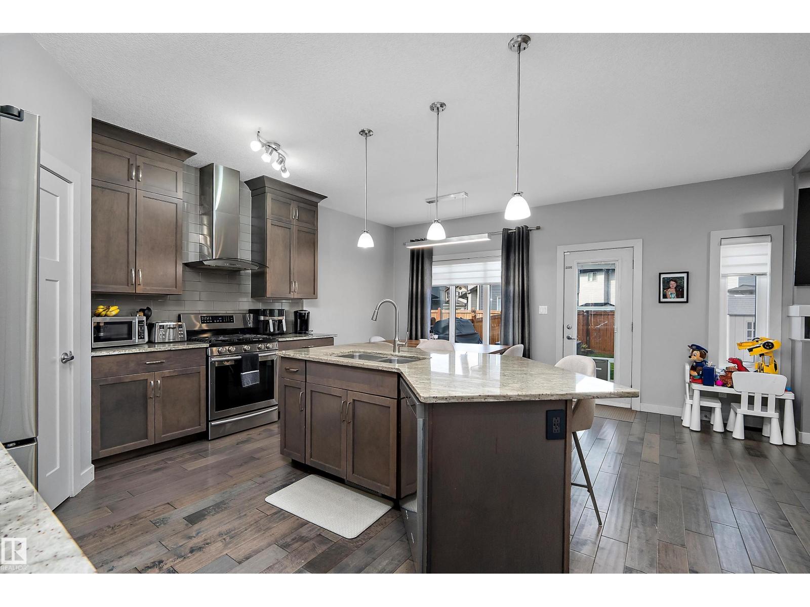9852 224 Street Nw, Edmonton, Alberta  T5T 7C2 - Photo 4 - E4455870