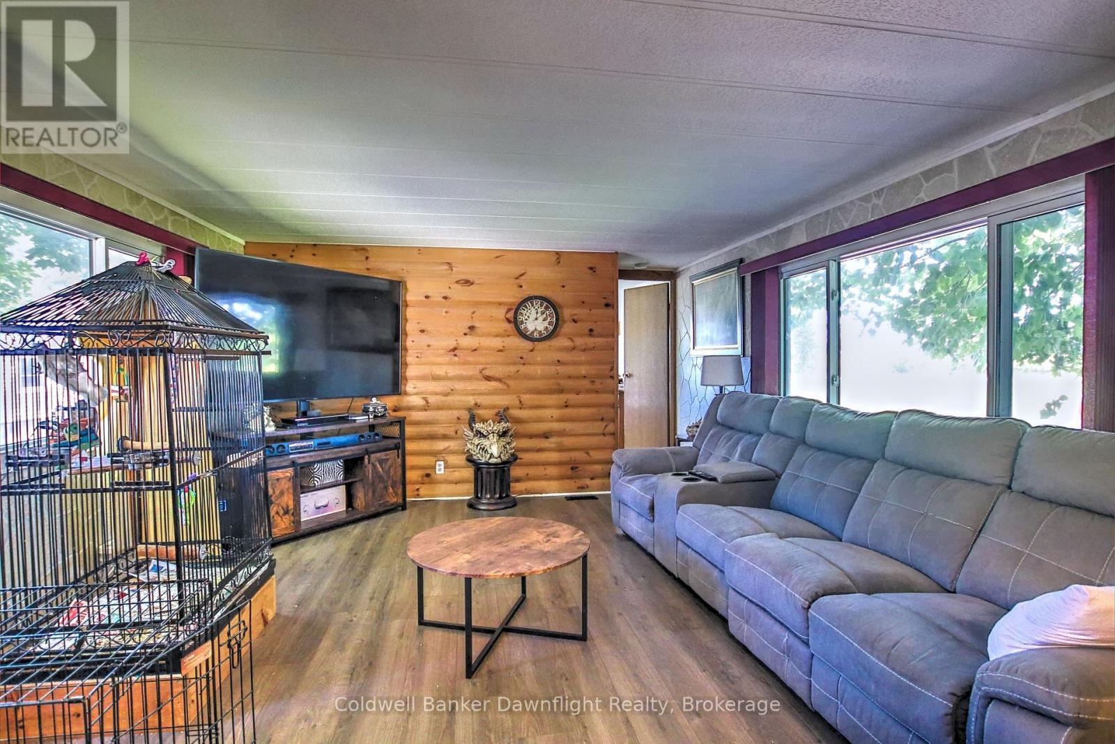 7 First Ave - 75049 Hensall Road, Huron East (Tuckersmith), Ontario  N0K 1W0 - Photo 5 - X12377874