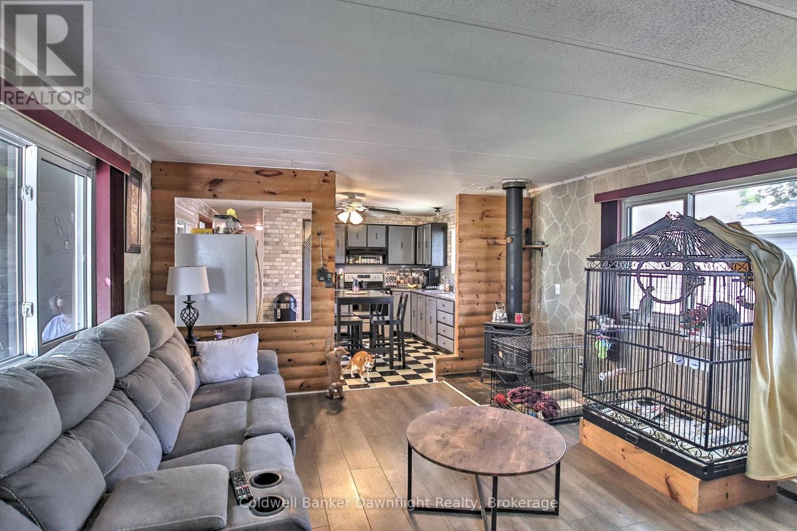 7 First Ave - 75049 Hensall Road, Huron East (Tuckersmith), Ontario  N0K 1W0 - Photo 6 - X12377874