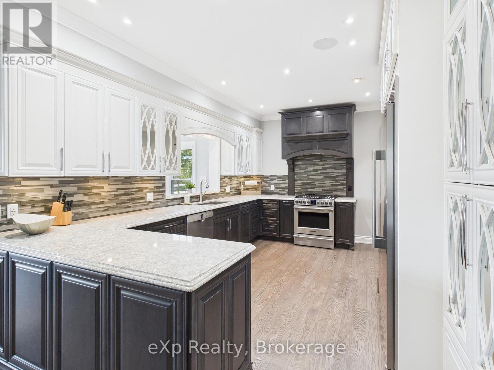197 Balmy Beach Road, Georgian Bluffs, Ontario  N4K 5N4 - Photo 17 - X12378633