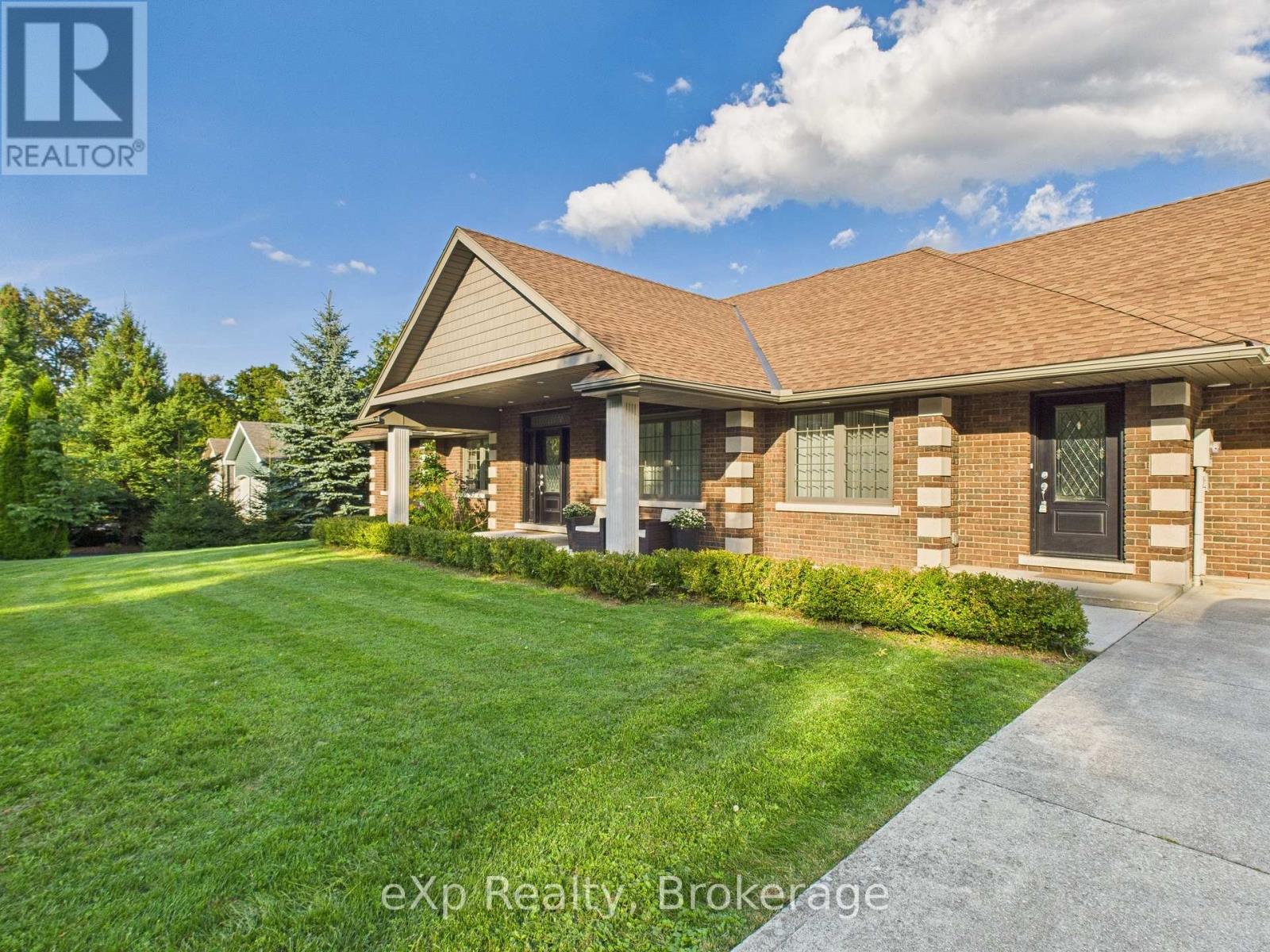 197 Balmy Beach Road, Georgian Bluffs, Ontario  N4K 5N4 - Photo 3 - X12378633