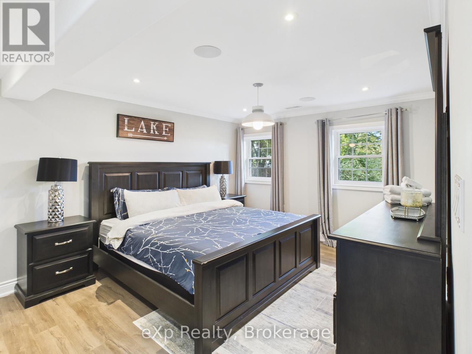 197 Balmy Beach Road, Georgian Bluffs, Ontario  N4K 5N4 - Photo 46 - X12378633