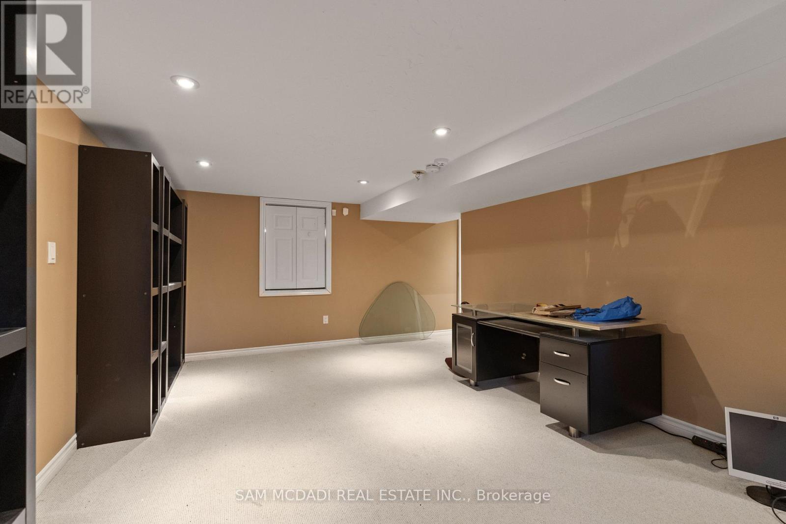 690 Meadow Wood Road, Mississauga, Ontario  L5J 2S6 - Photo 30 - W12378480