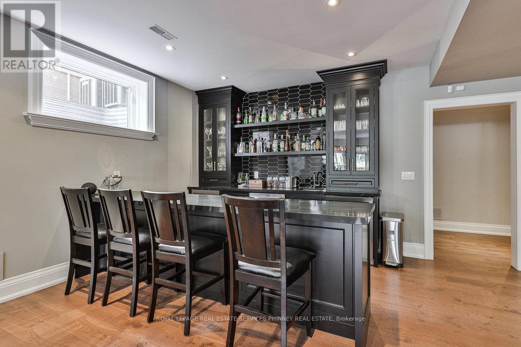 1257 Tecumseh Park Drive, Mississauga, Ontario  L5H 2W5 - Photo 28 - W12378514