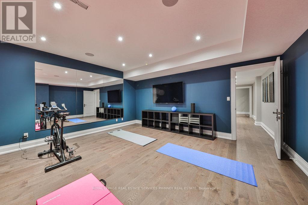 1257 Tecumseh Park Drive, Mississauga, Ontario  L5H 2W5 - Photo 34 - W12378514