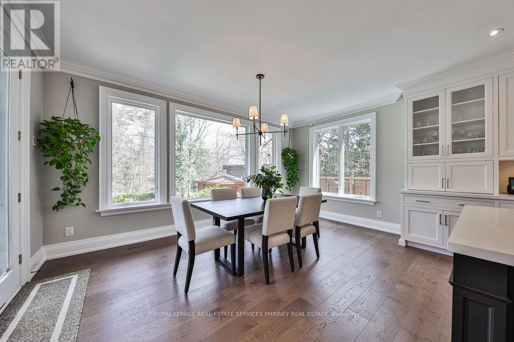 1257 Tecumseh Park Drive, Mississauga, Ontario  L5H 2W5 - Photo 8 - W12378514