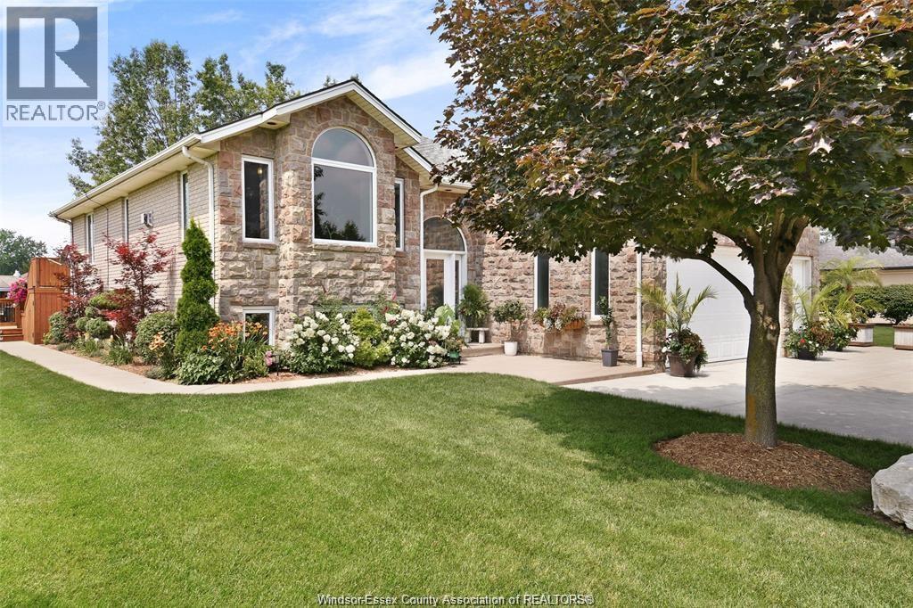 MLS# 25022294: 3122 ADAM, Essex, Canada