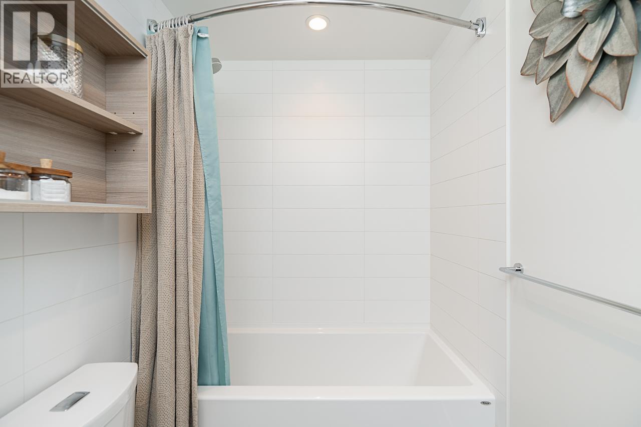 610 657 Whiting Way, Coquitlam, British Columbia  V3J 0J6 - Photo 13 - R3042834