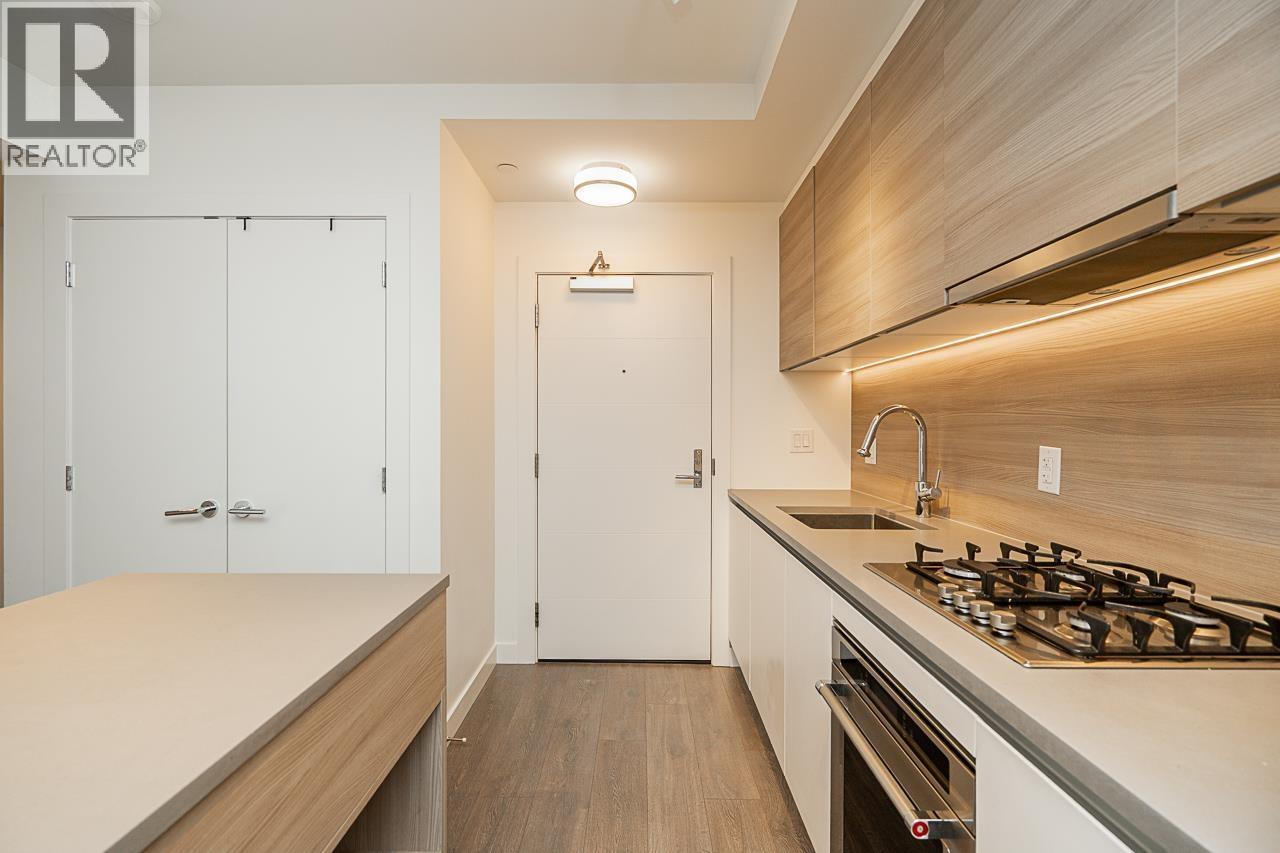 610 657 Whiting Way, Coquitlam, British Columbia  V3J 0J6 - Photo 4 - R3042834