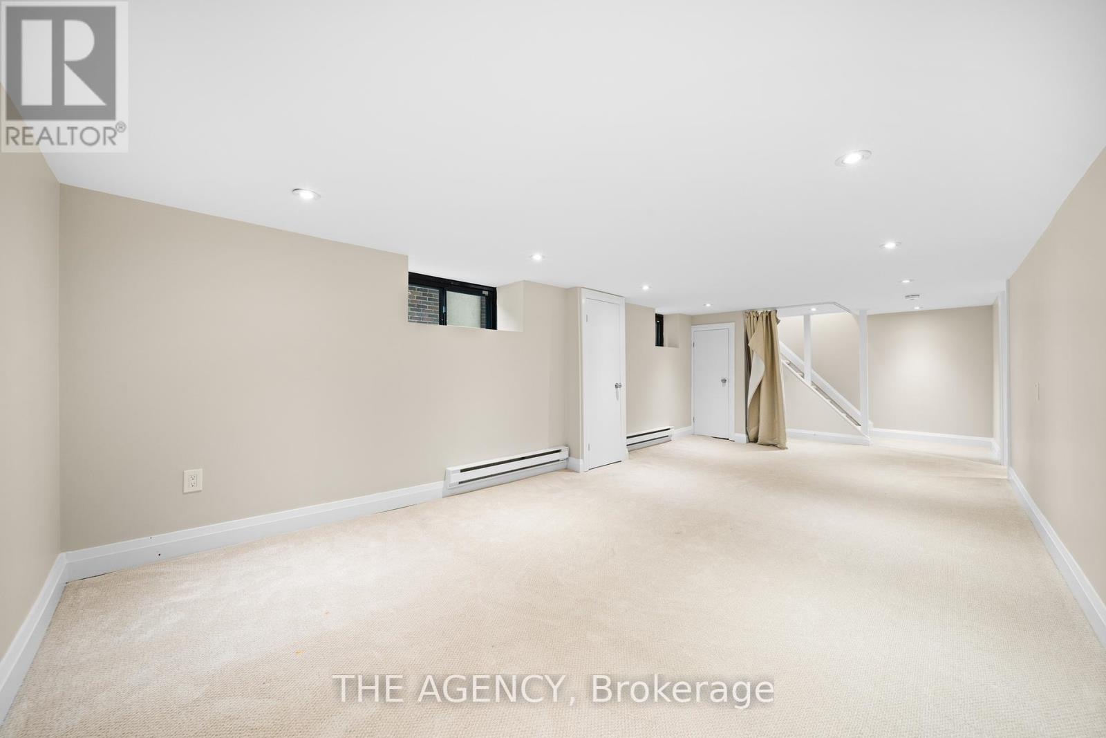 44 Elderwood Drive, Toronto, Ontario  M5P 1X1 - Photo 28 - C12378610