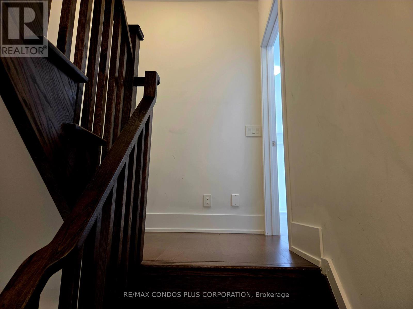 9 - 270 Davenport Road, Toronto, Ontario  M5R 0C1 - Photo 13 - C12378650