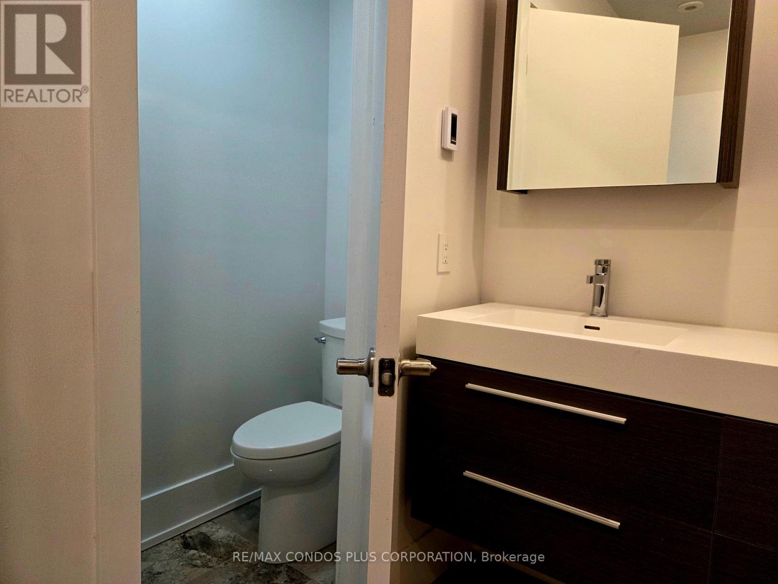 9 - 270 Davenport Road, Toronto, Ontario  M5R 0C1 - Photo 22 - C12378650