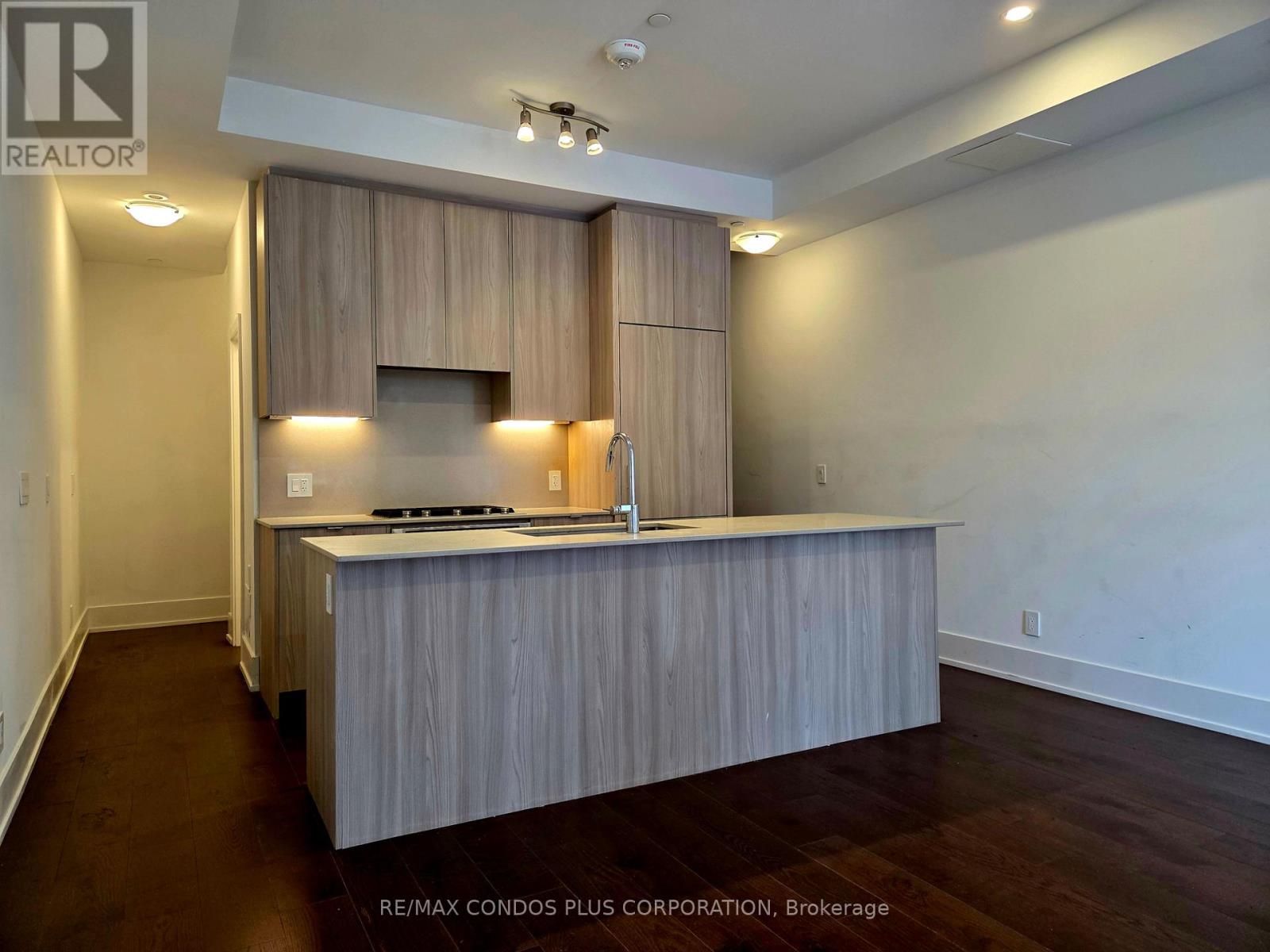9 - 270 Davenport Road, Toronto, Ontario  M5R 0C1 - Photo 4 - C12378650