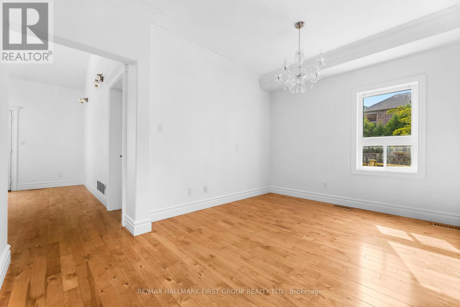 147 Tresane Street, Oshawa, Ontario  L1J 1T7 - Photo 10 - E12378559