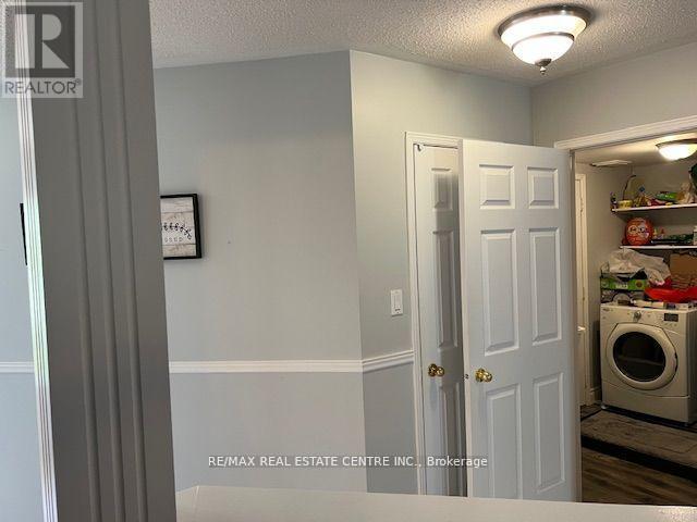 38 Fitzpatrick Court, Whitby, Ontario  L1M 2G9 - Photo 11 - E12378627
