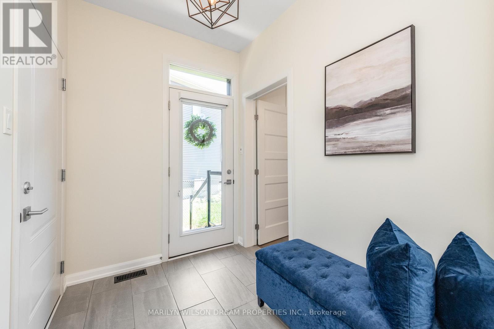228 Onyx Crescent, Clarence-Rockland, Ontario  K4K 0H5 - Photo 13 - X12378767