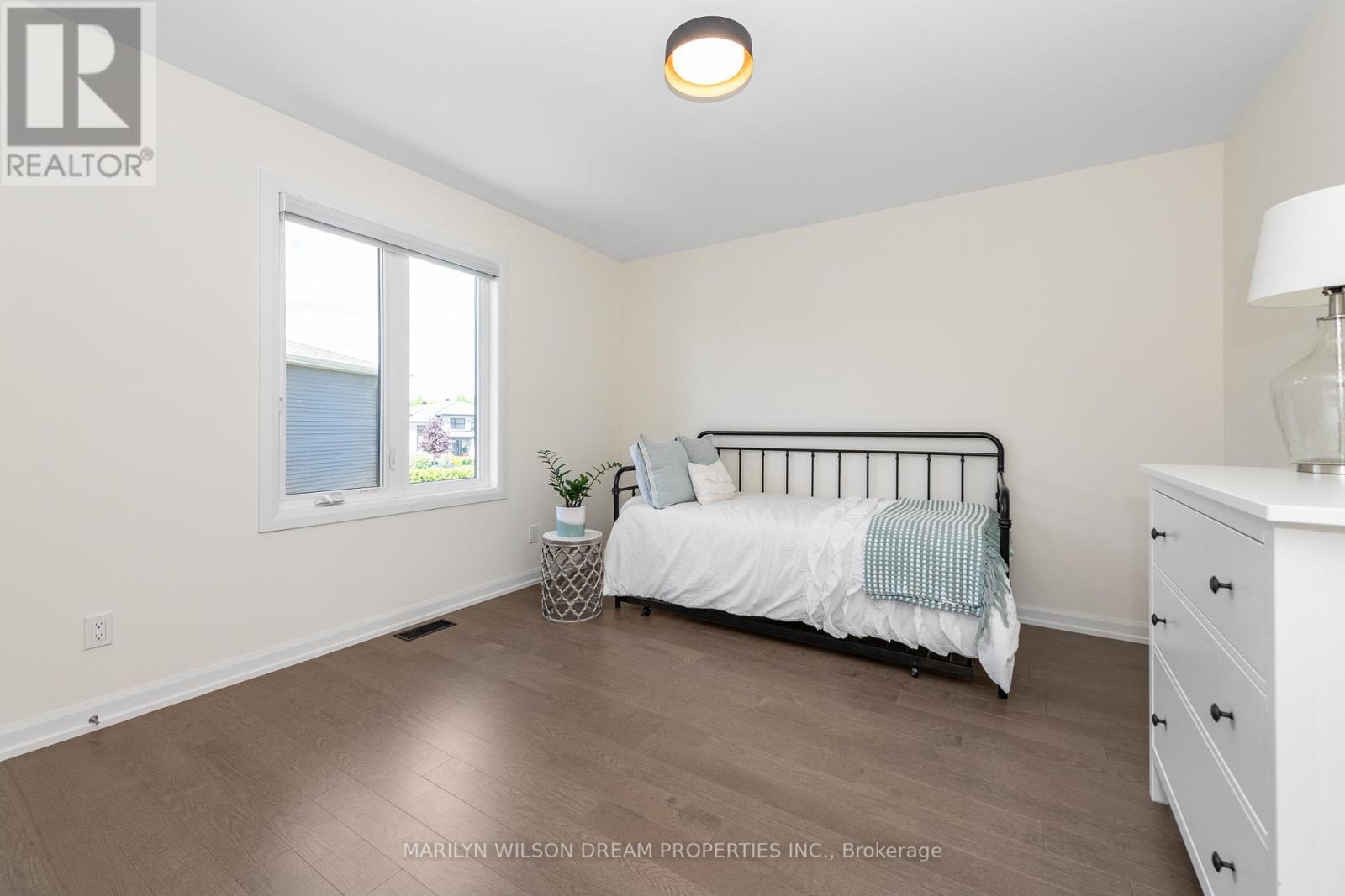 228 Onyx Crescent, Clarence-Rockland, Ontario  K4K 0H5 - Photo 32 - X12378767