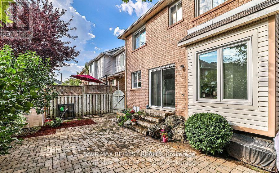 5141 Oakley Drive, Burlington, Ontario  L7L 6P1 - Photo 33 - W12378550