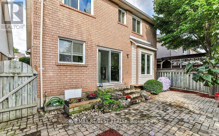 5141 Oakley Drive, Burlington, Ontario  L7L 6P1 - Photo 34 - W12378550