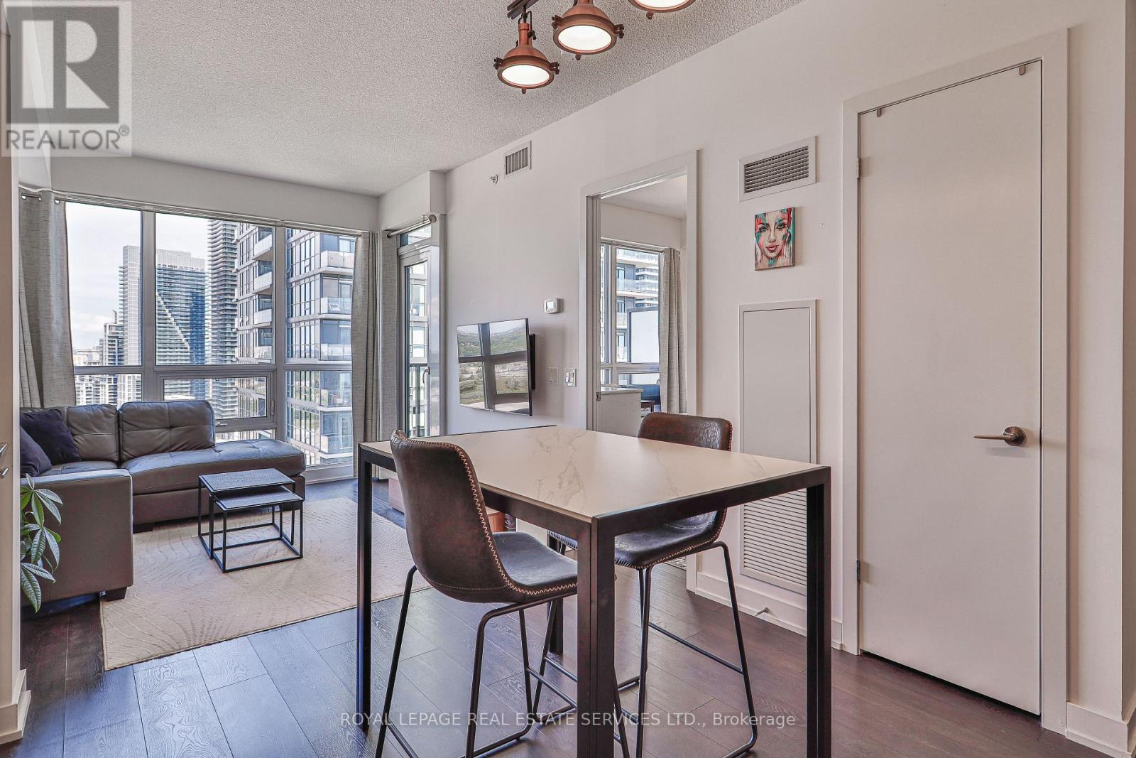 2310 - 2212 Lake Shore Boulevard W, Toronto (Mimico), Ontario  M8V 0C2 - Photo 4 - W12378580