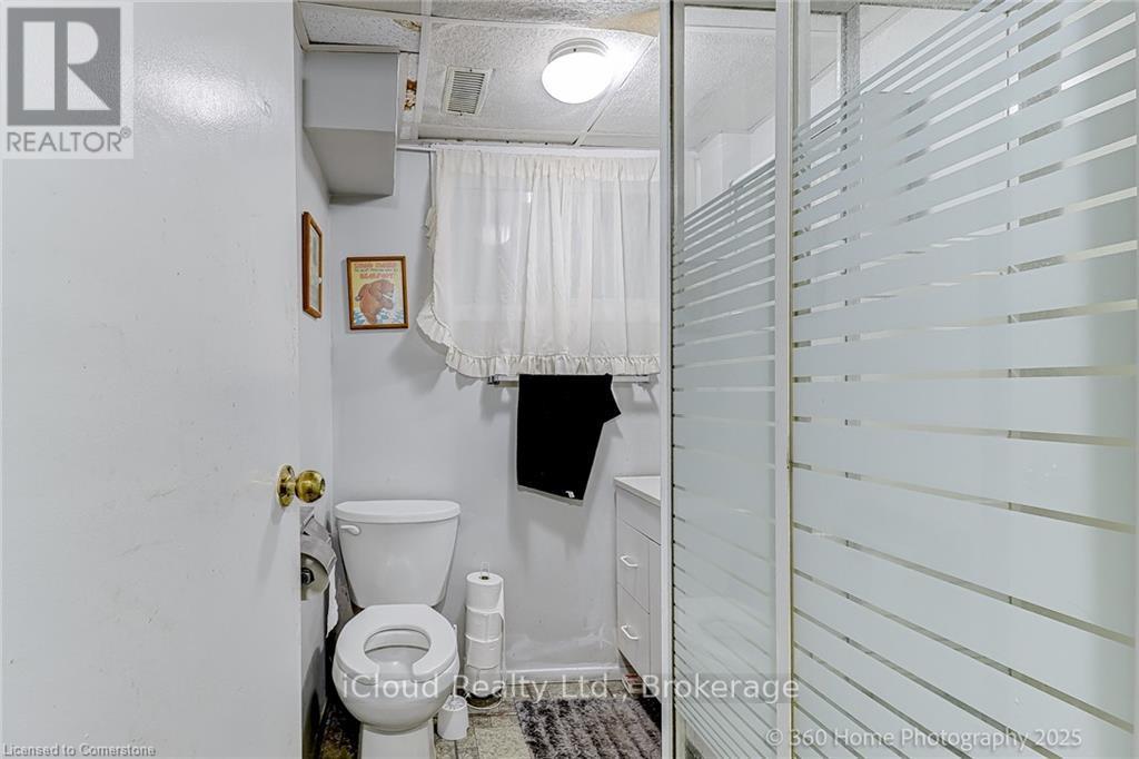 5543 Turney Drive, Mississauga, Ontario  L5M 1A2 - Photo 14 - W12378591