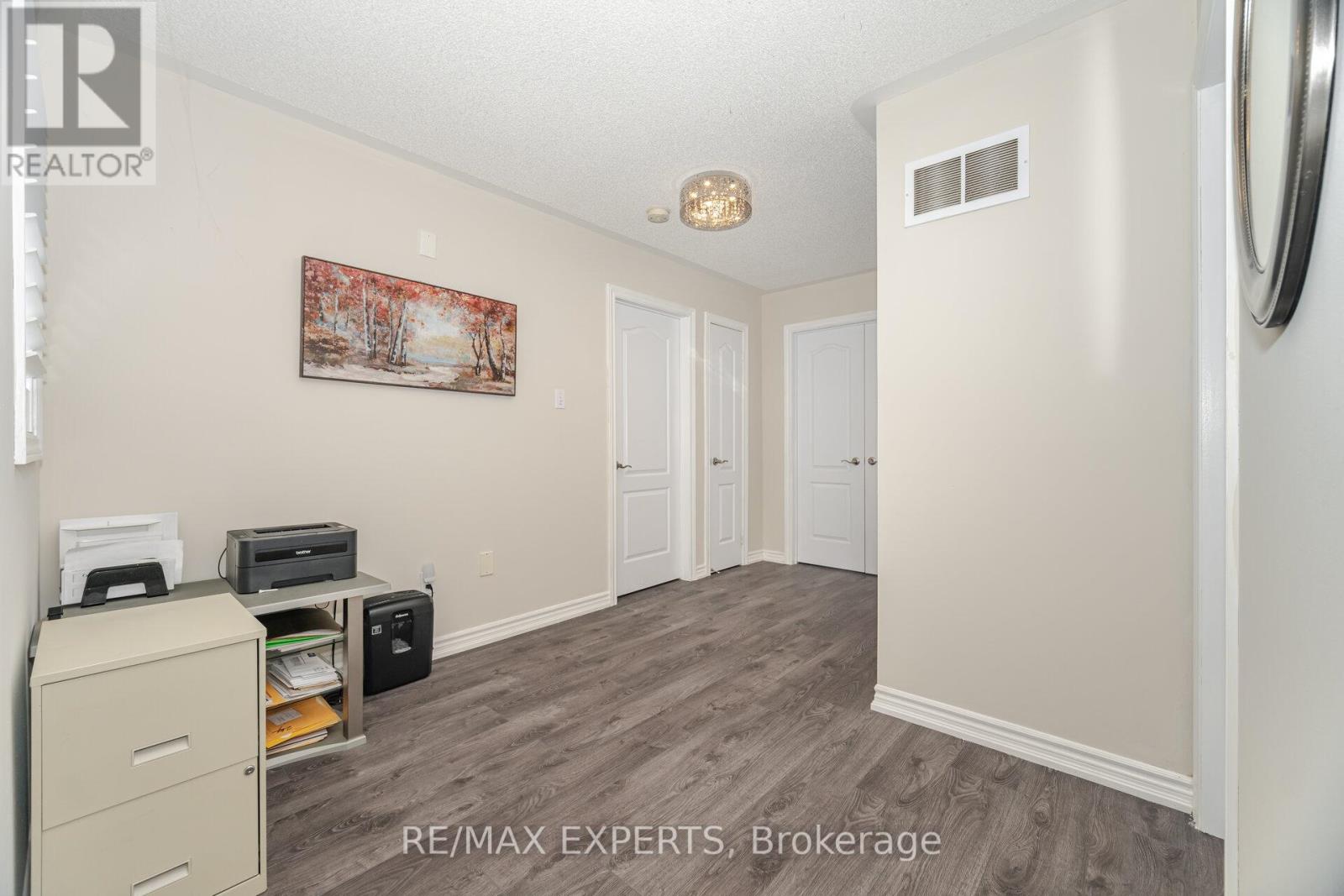 20 Duffield Road, Brampton, Ontario  L7A 2P8 - Photo 21 - W12378597