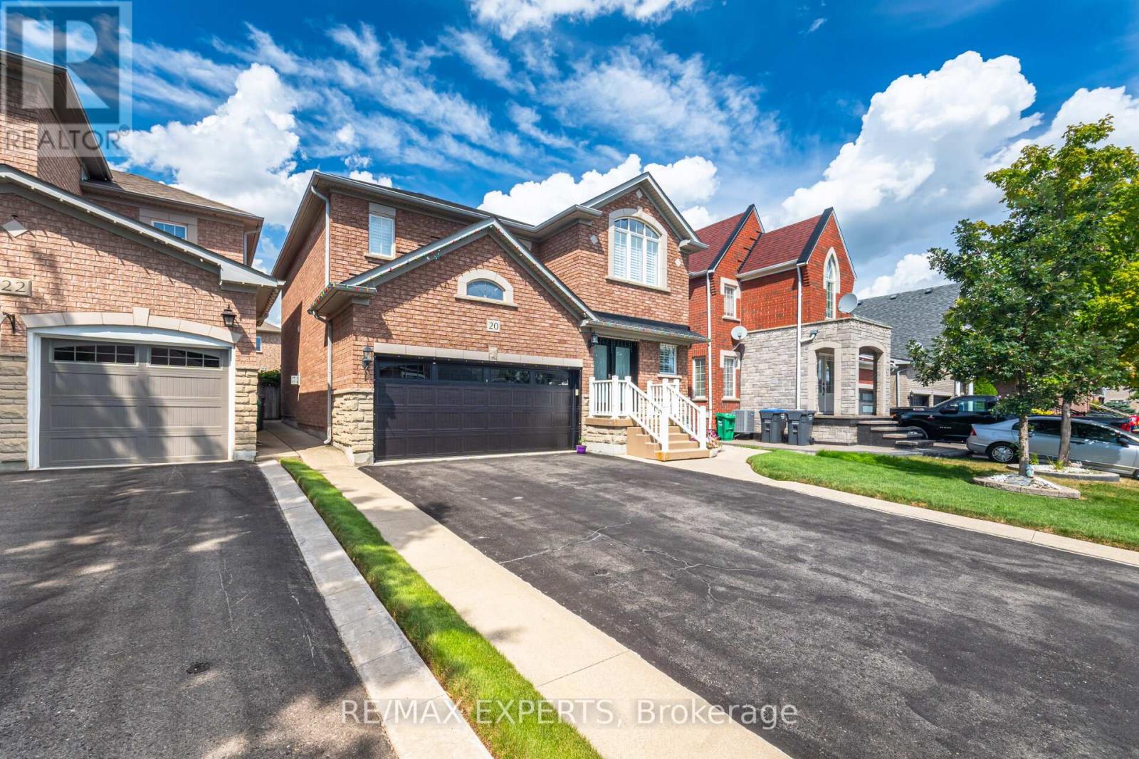 20 Duffield Road, Brampton, Ontario  L7A 2P8 - Photo 3 - W12378597