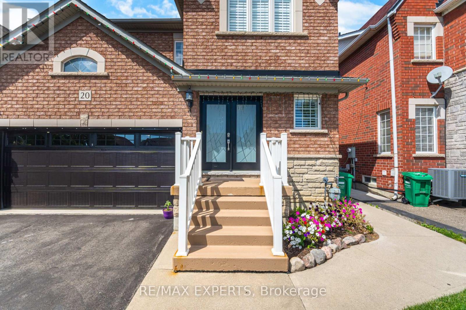 20 Duffield Road, Brampton, Ontario  L7A 2P8 - Photo 4 - W12378597