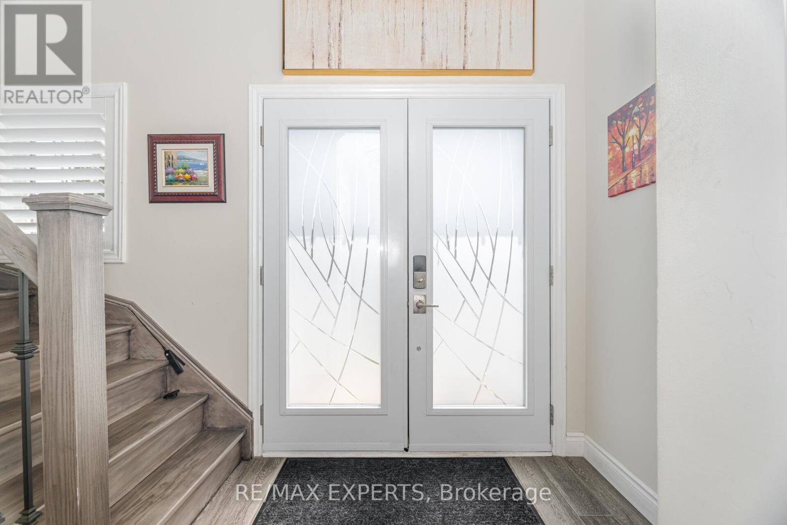 20 Duffield Road, Brampton, Ontario  L7A 2P8 - Photo 5 - W12378597