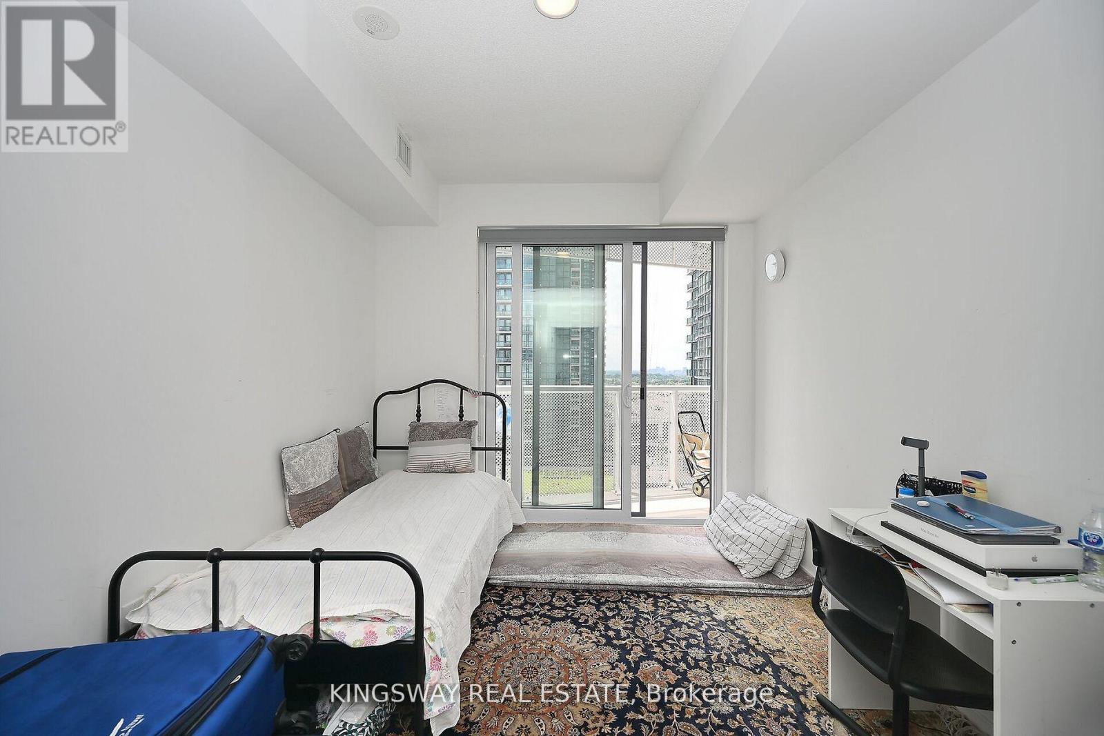 1410 - 4065 Confederation Parkway, Mississauga, Ontario  L5B 4N1 - Photo 25 - W12378626
