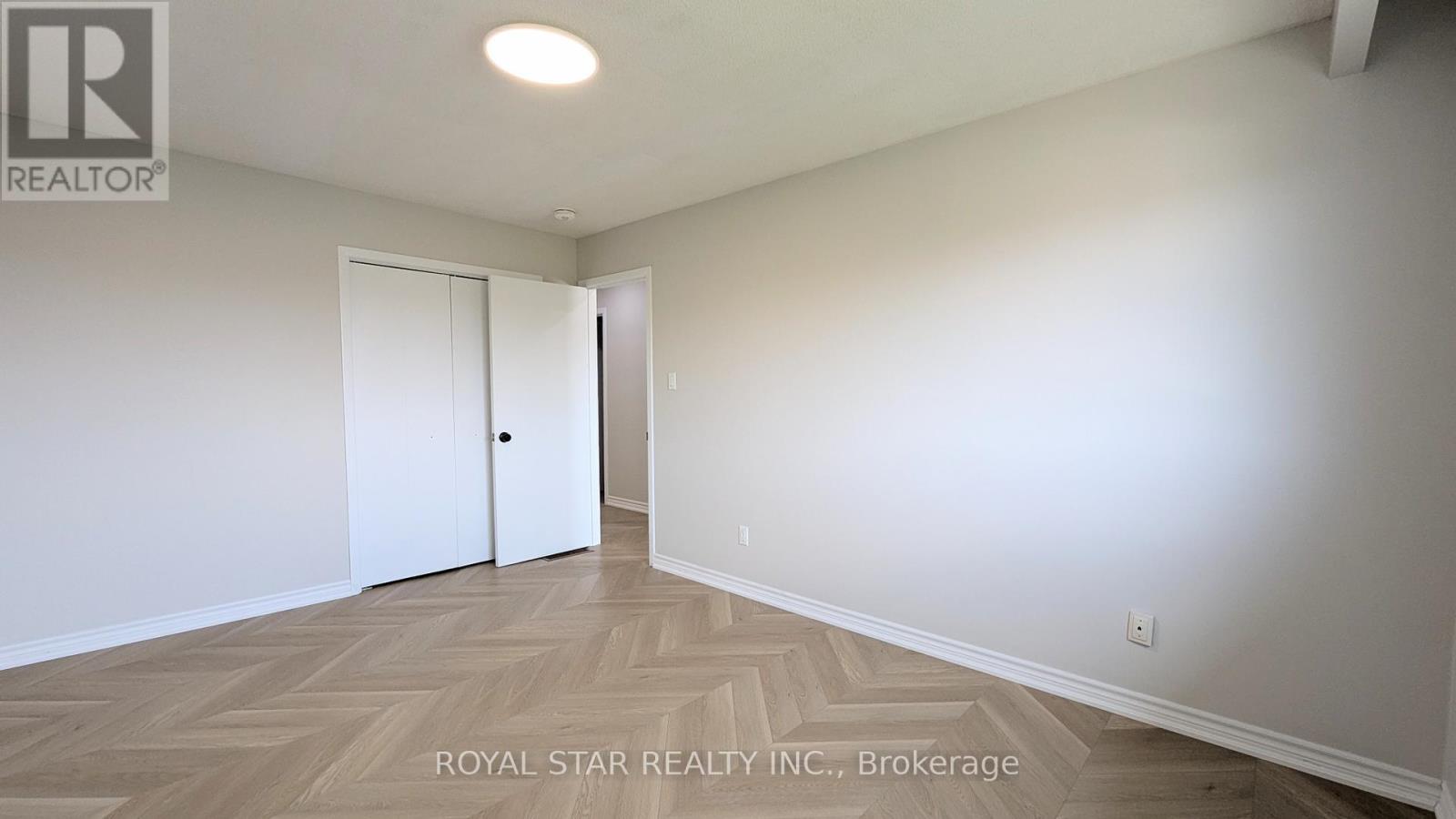 4051 Dunmow Crescent, Mississauga, Ontario  L4Z 1E1 - Photo 18 - W12378687