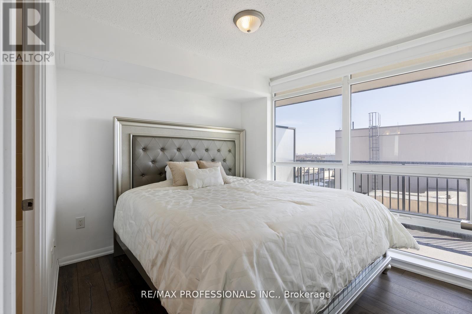 1014 - 800 Lawrence Avenue W, Toronto (Yorkdale-Glen Park), Ontario  M6A 0B1 - Photo 14 - W12378705