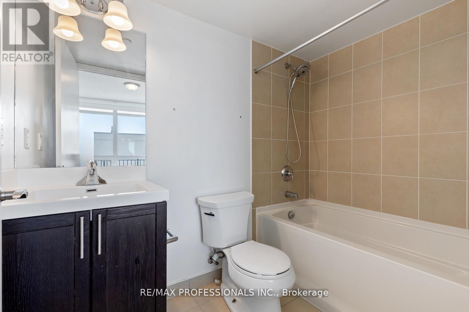 1014 - 800 Lawrence Avenue W, Toronto (Yorkdale-Glen Park), Ontario  M6A 0B1 - Photo 16 - W12378705