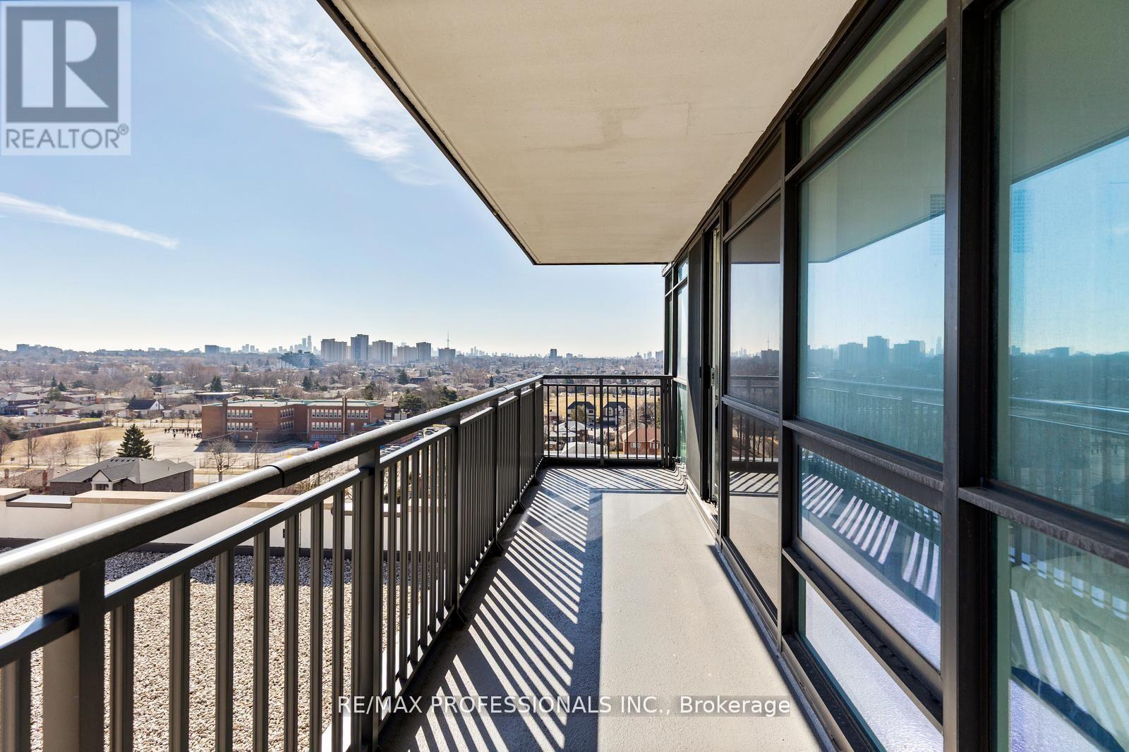 1014 - 800 Lawrence Avenue W, Toronto (Yorkdale-Glen Park), Ontario  M6A 0B1 - Photo 19 - W12378705